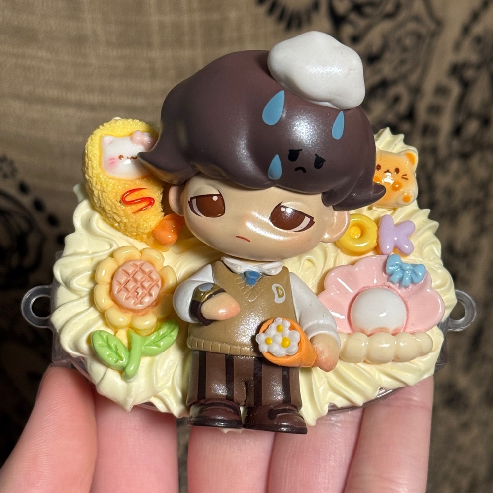 POPMART Dimoo Dating Series “Wait” phone cover